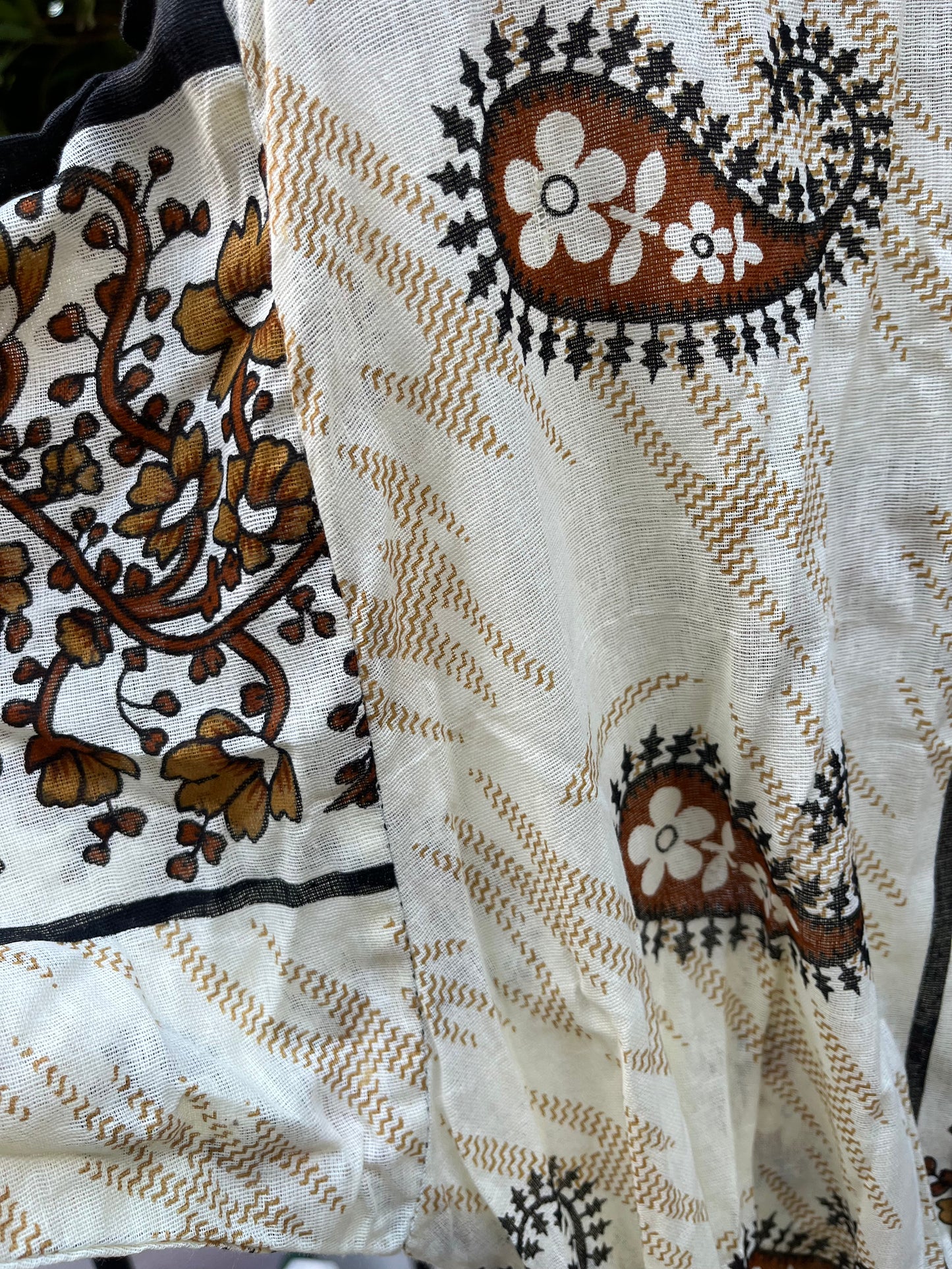 Paisley Posy