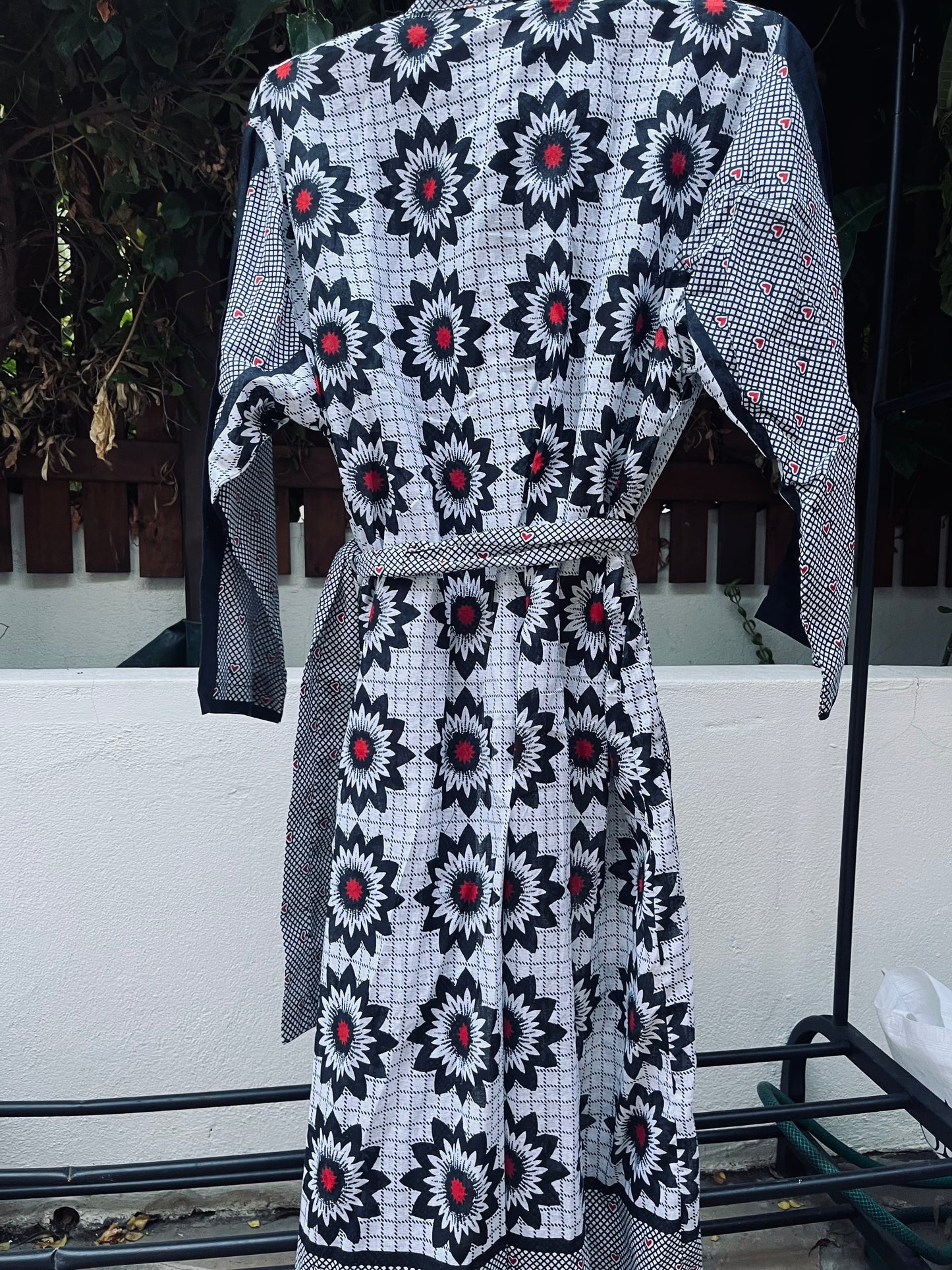 Queen of Hearts & Flowers